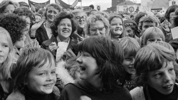 Manifestación mujeres en Islandia