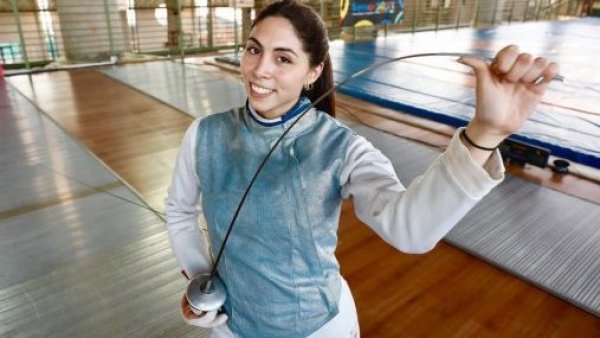 ¿Quién es Arantza Inostroza?: la sobrina de Paris Inostroza y carta de medalla en Esgrima