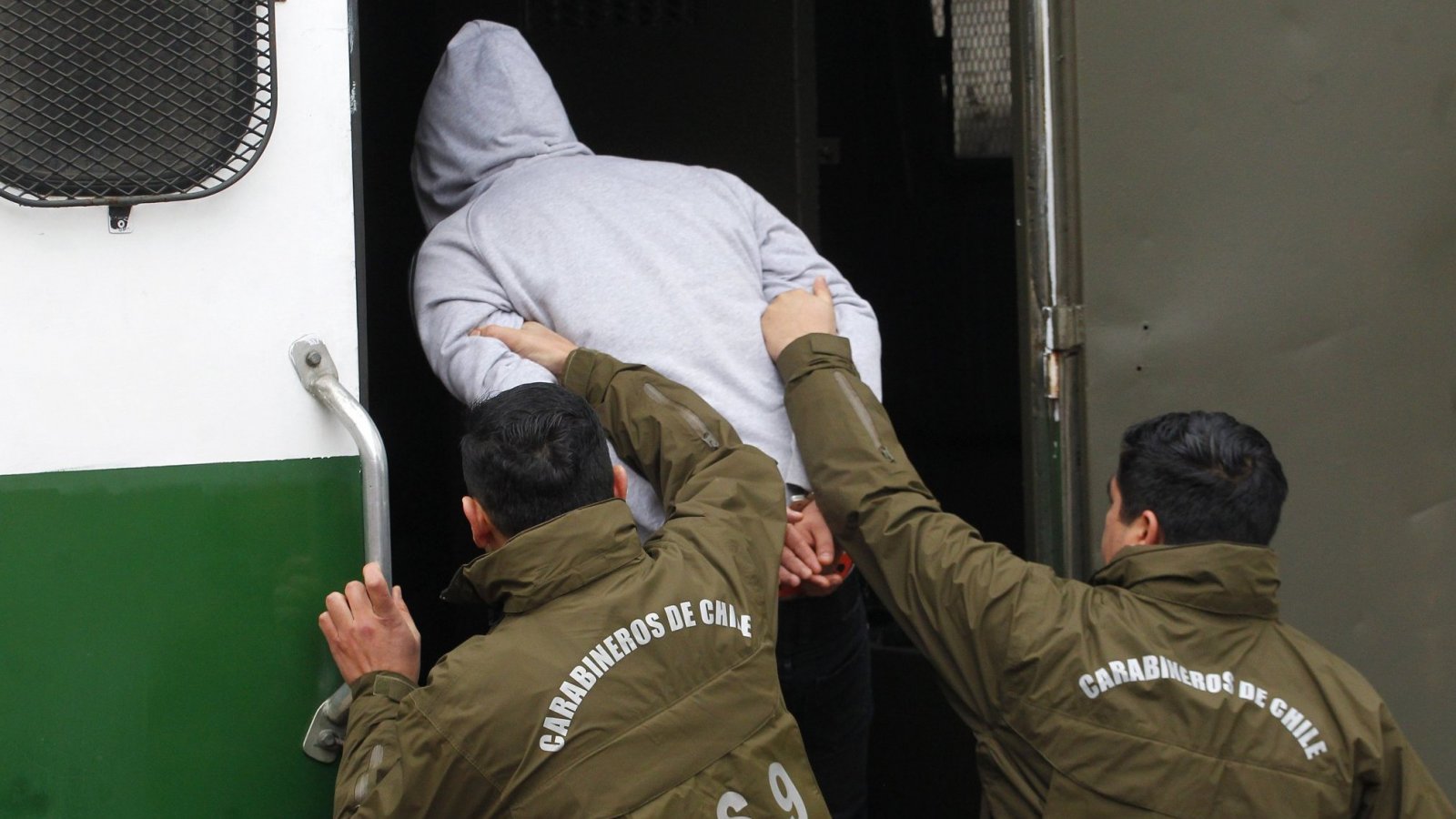 Detienen a hombre que participó en robo frustrado a Banco de Chile