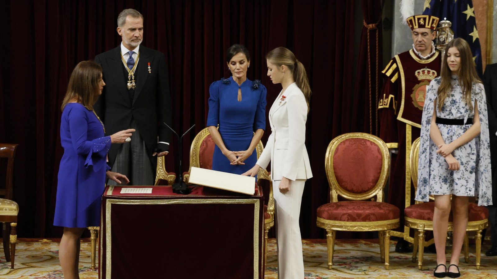 Princesa Leonor jura la Constitución española.