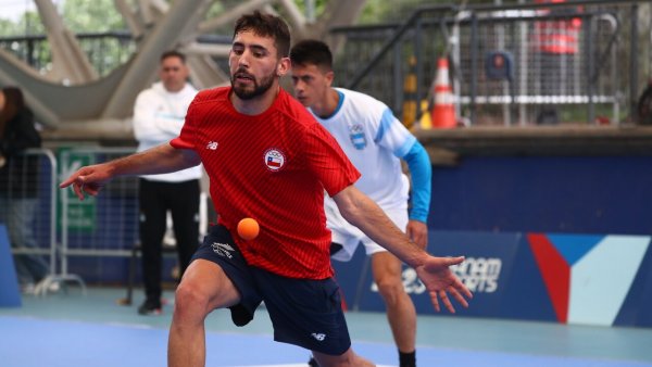Gonzalo Fouilloux de TVN y pelota vasca