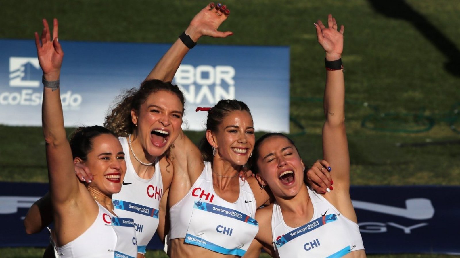 ¡Histórico! Team Chile sigue imparable en el Atletismo y logra medalla de plata en relevos femeninos