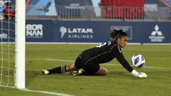 ¡La primera Atajada!: María José Urrutia y su intervención como arquera de La Roja tras tiro de México