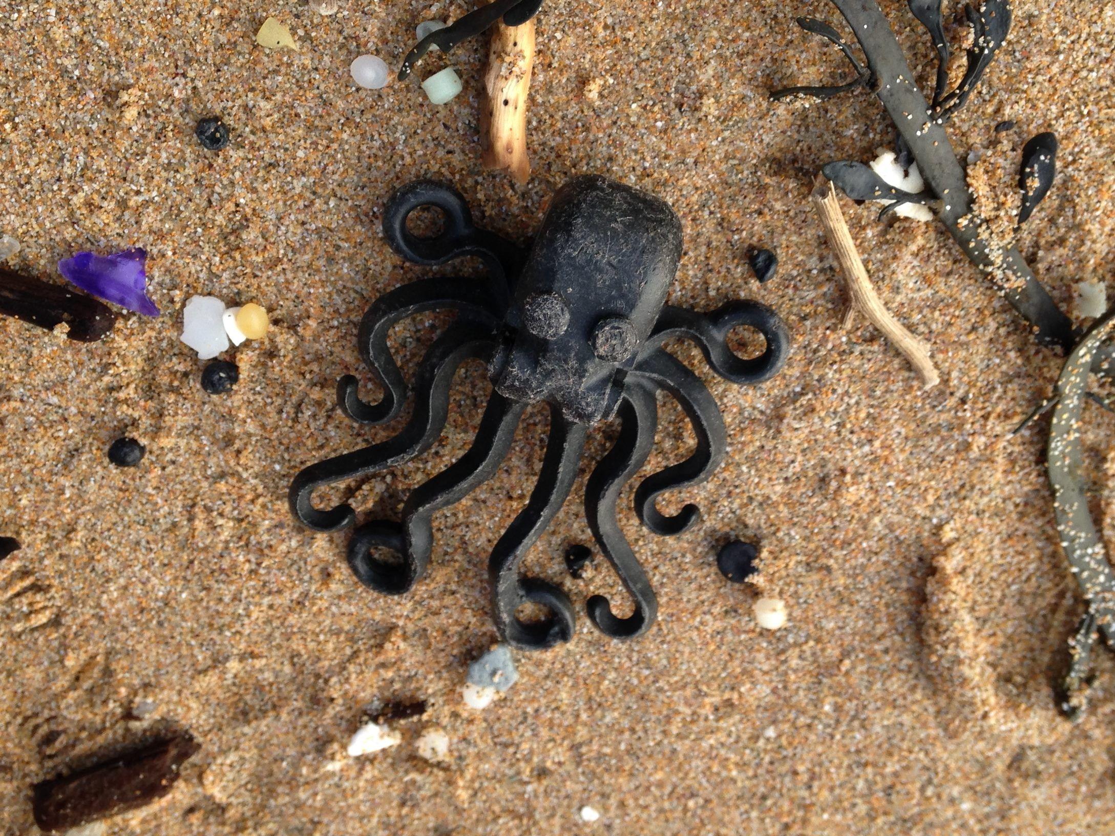 Un pulpo de plástico