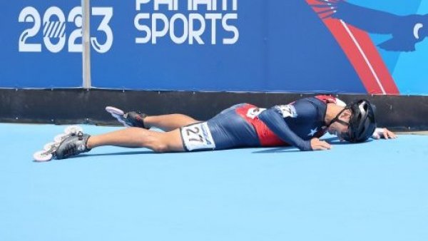 Emanuelle Silva empujado en final panamericana.