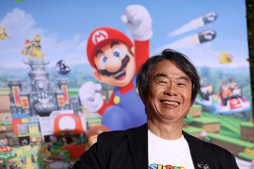 Shigeru Miyamoto en el lanzamiento de Super Nintendo World