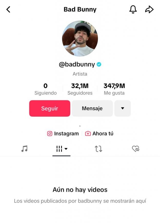 Bad Bunny. Tik Tok