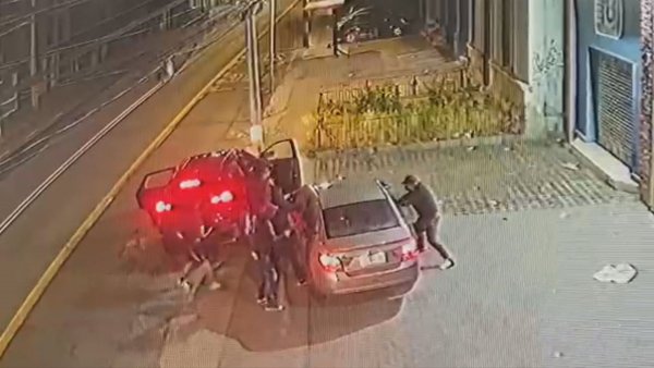 El intento de asalto que terminó con dos delincuentes apuñalados en Quinta Normal