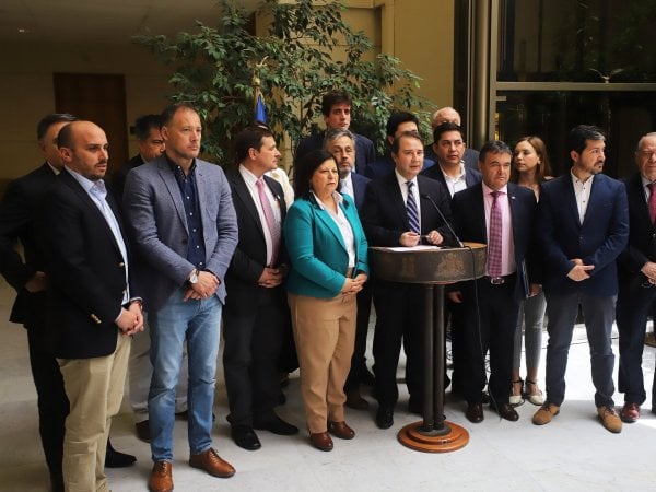 RN advierte acusación constitucional contra Tohá