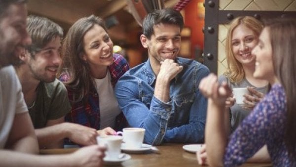 Grupo de amigos. Temas de conversación.
