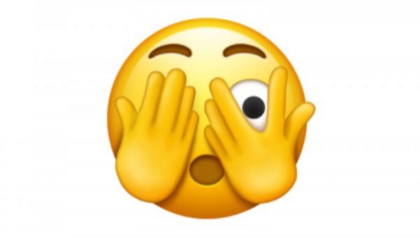 El significado real del emoji tapándose la cara