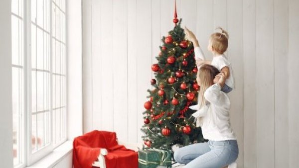 ¿Cuándo se debe poner el árbol de Navidad en 2024?