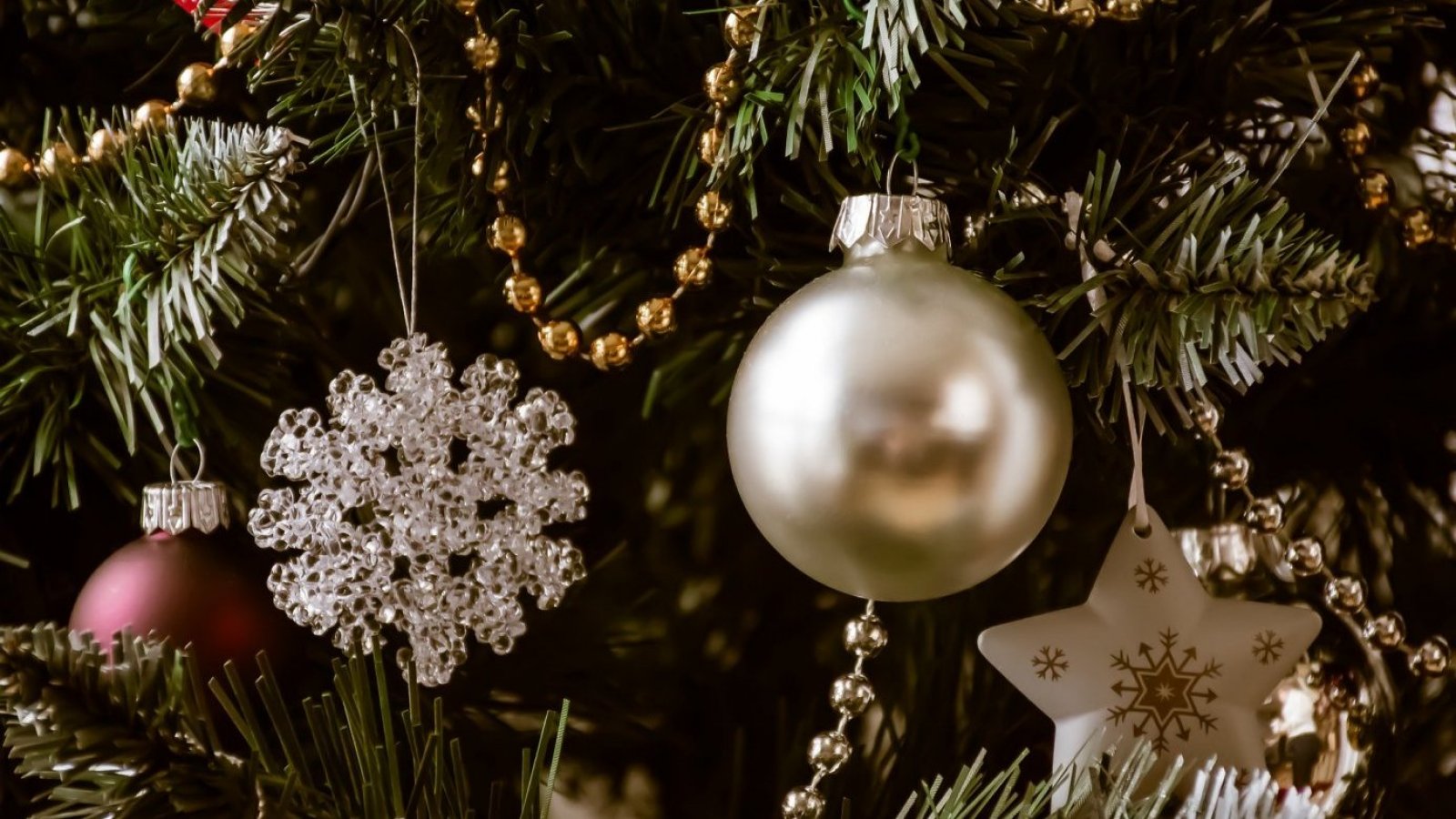 Las 10 mejores opciones de decoración de árbol de Navidad 2023