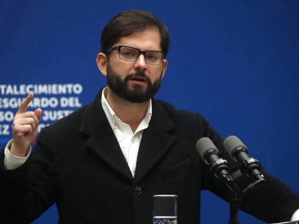 Presidente Boric aborda crisis de Isapres