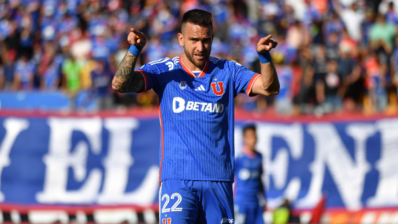 Matías Zaldivia jugando por la Universidad de Chile