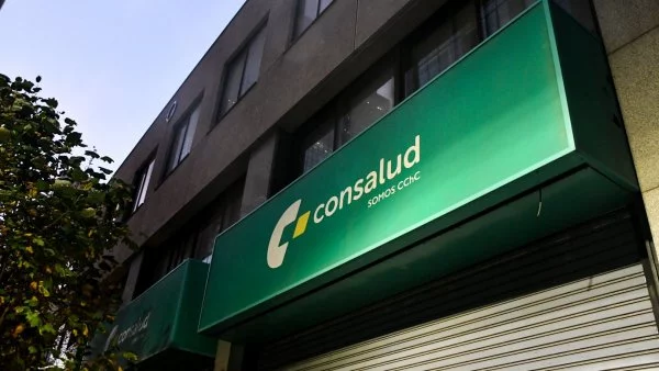 Isapres: Minsal llama a avanzar en ley corta