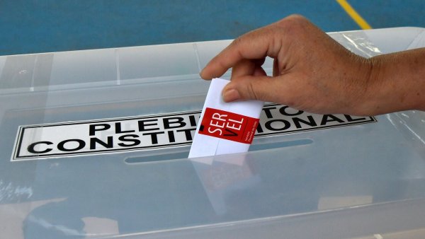 Cómo doblar el voto. Plebiscito 2023.