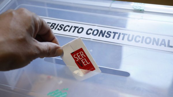 Así va la votación en el extranjero