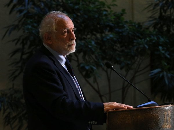 Carlos Montes pide que AC 