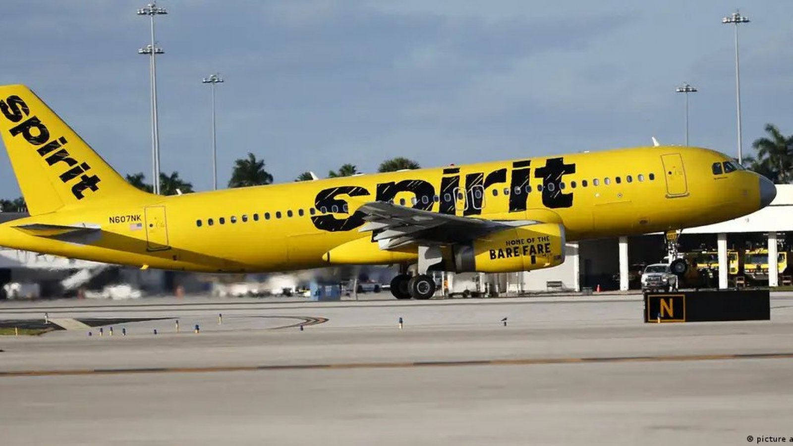 Spirit Airlines confunde destino de un niño que viajaba solo