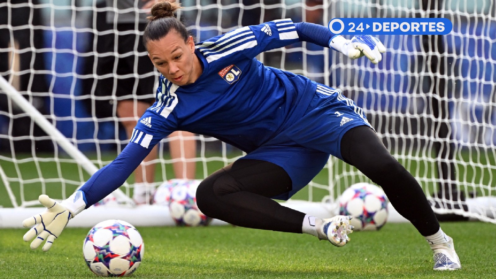 Christiane Endler jugando la Champions League