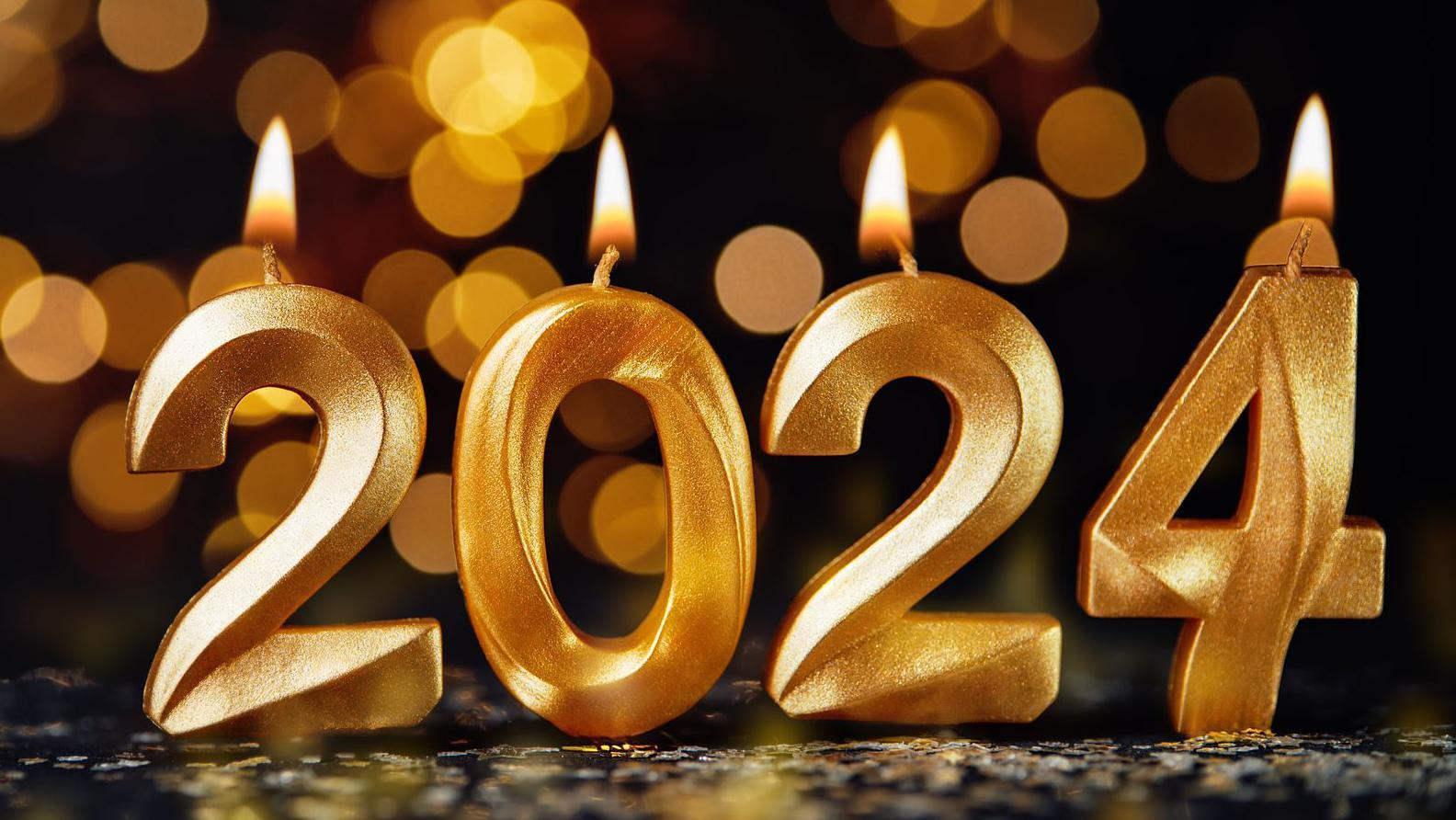 2024 con velas