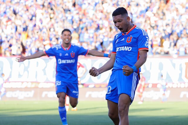 cristian Palacios, delantero de la Universidad de Chile