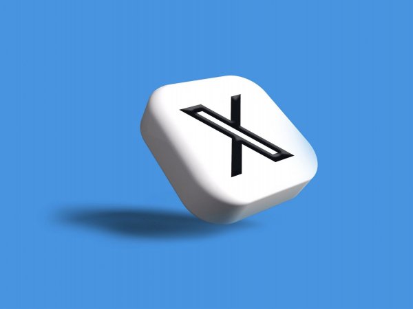 Logo de X (Twitter). Regresan los titulares en la previsualización de enlaces