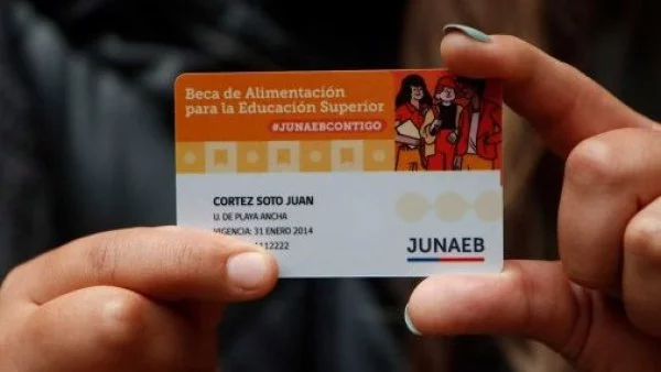 Tarjeta BAES en verano: todo lo que debes saber