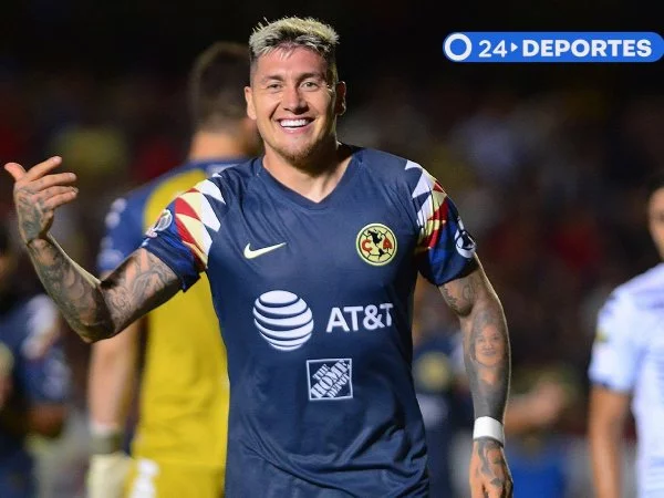 Nicolás Castillo jugando por el América