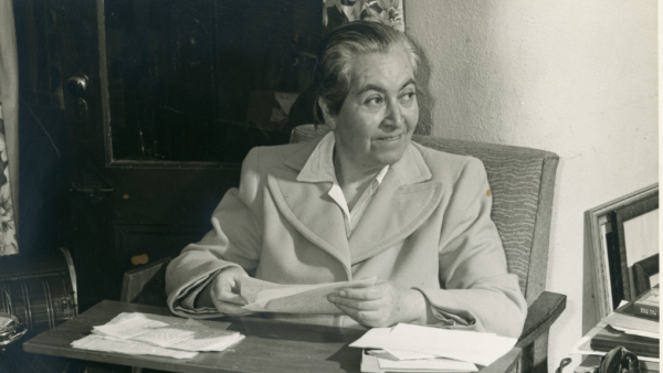 Efemérides 10 de enero. Fallece la premio novel chilena Gabriela Mistral.