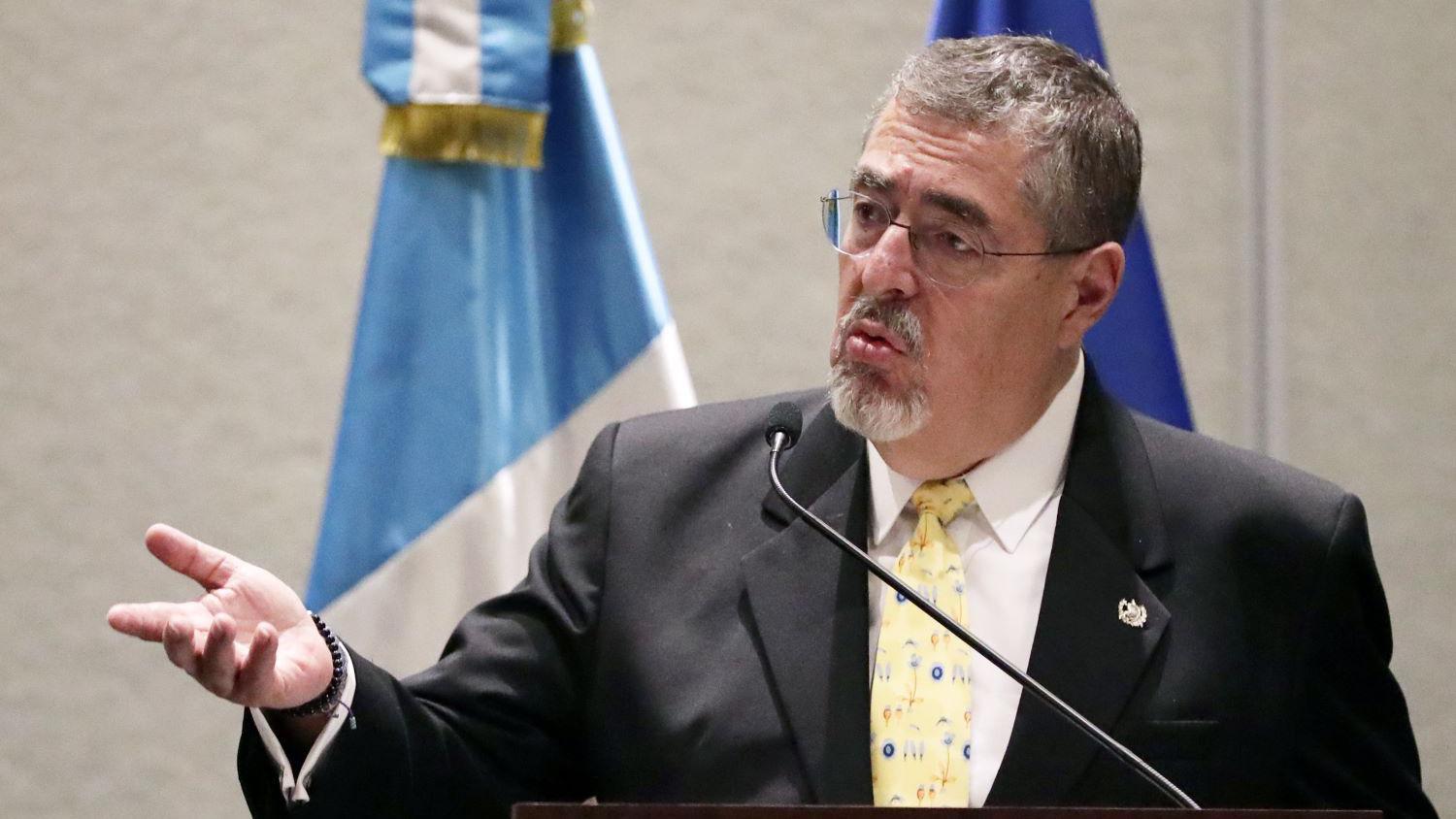 Bernardo arévalo 