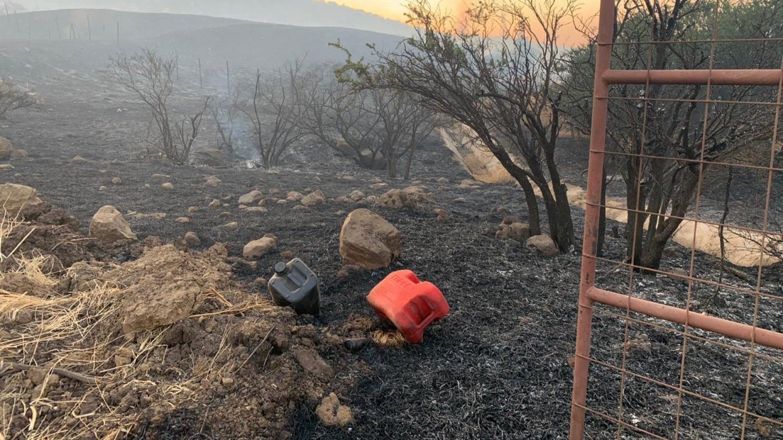 Anuncian querella por incendio en Lo Barnechea