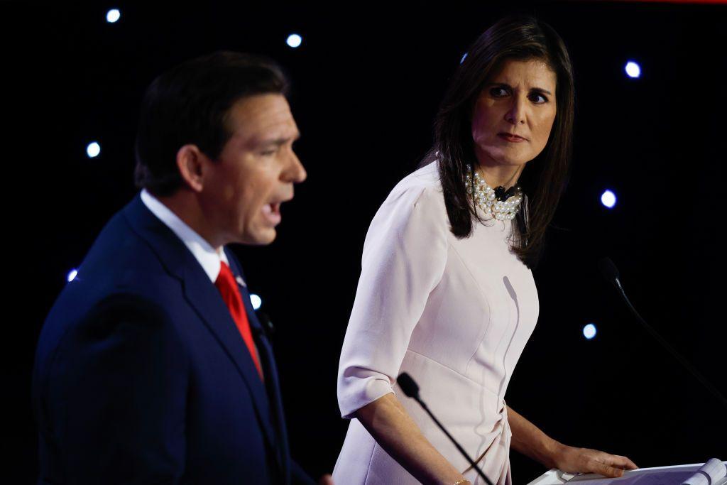 Nikki Haley con Ron DeSantis.