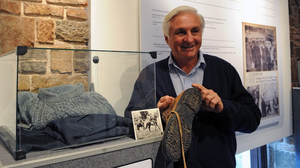 Roberto Canessa en la exhibición por los 40 años de la tragedia.