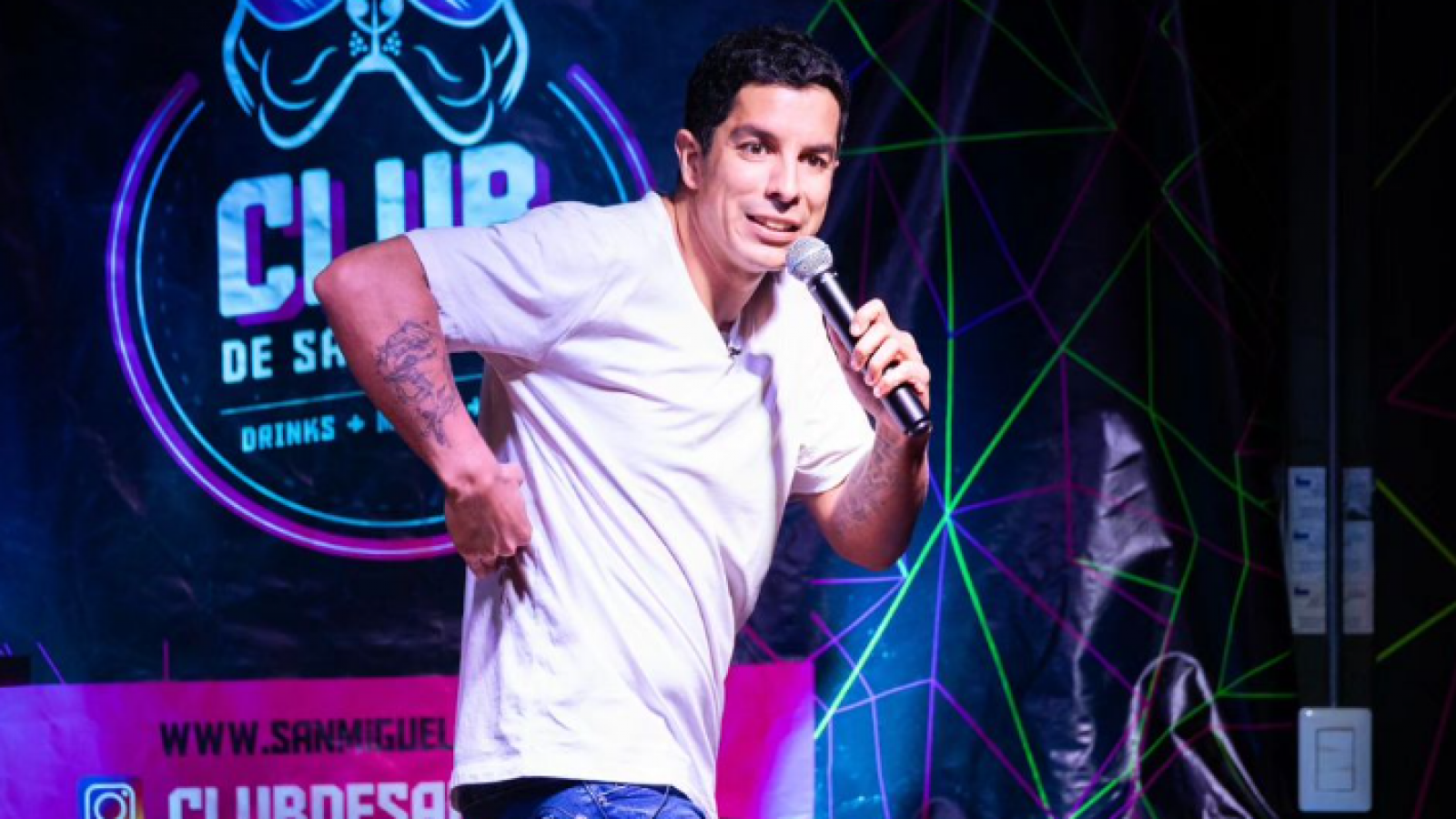 Vicho Viciani, humorista del Festival del Huaso de Olmué 2024.