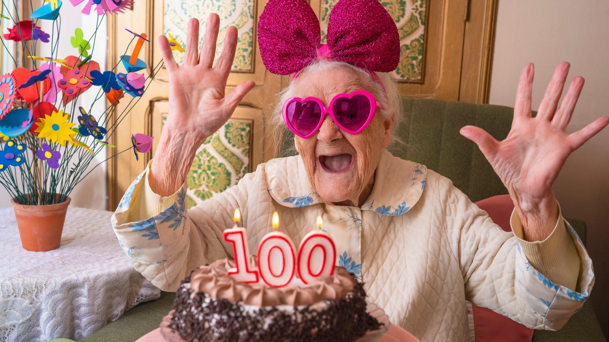 Una mujer cumple 100 años