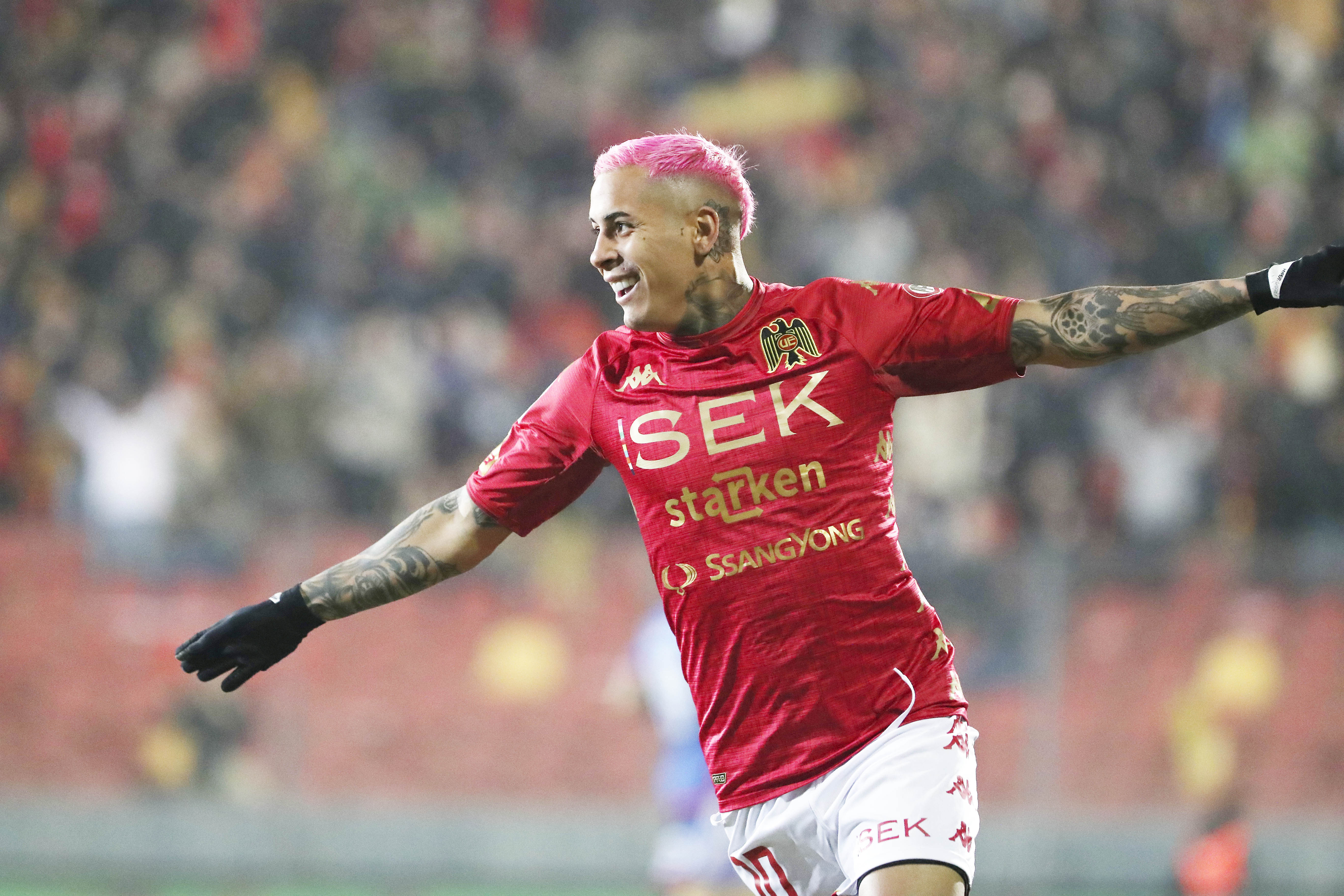 Rodrigo Piñeiro festejando un gol con Unión Española