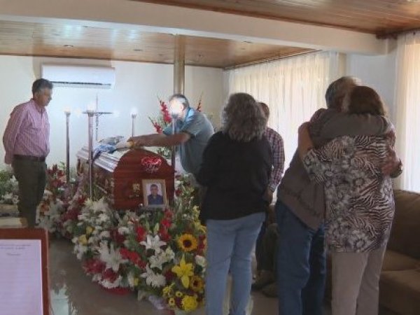 Velorio de agricultores asesinados