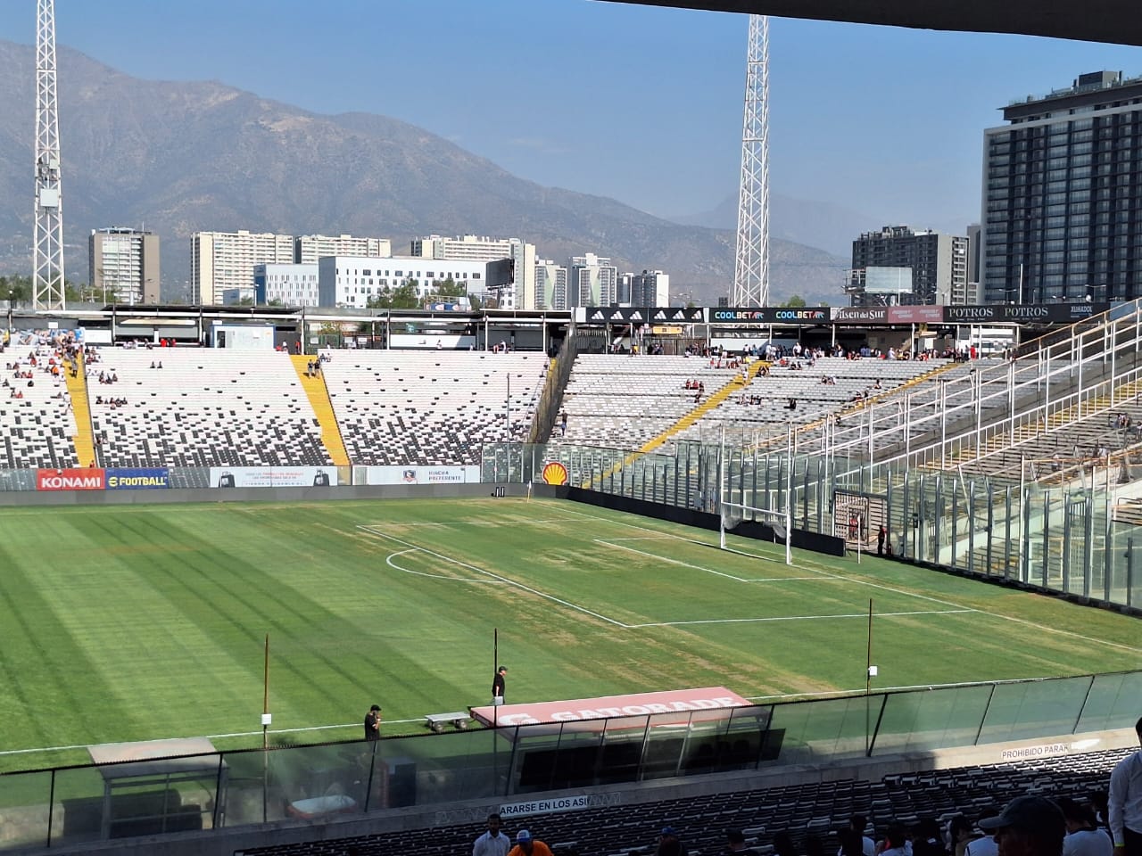 Estado de la cancha del Estadio Monumental