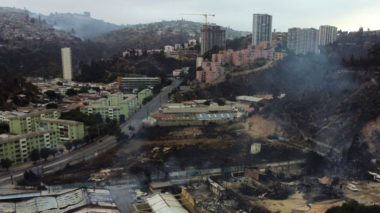 Toque de queda e incendios en Viña del Mar