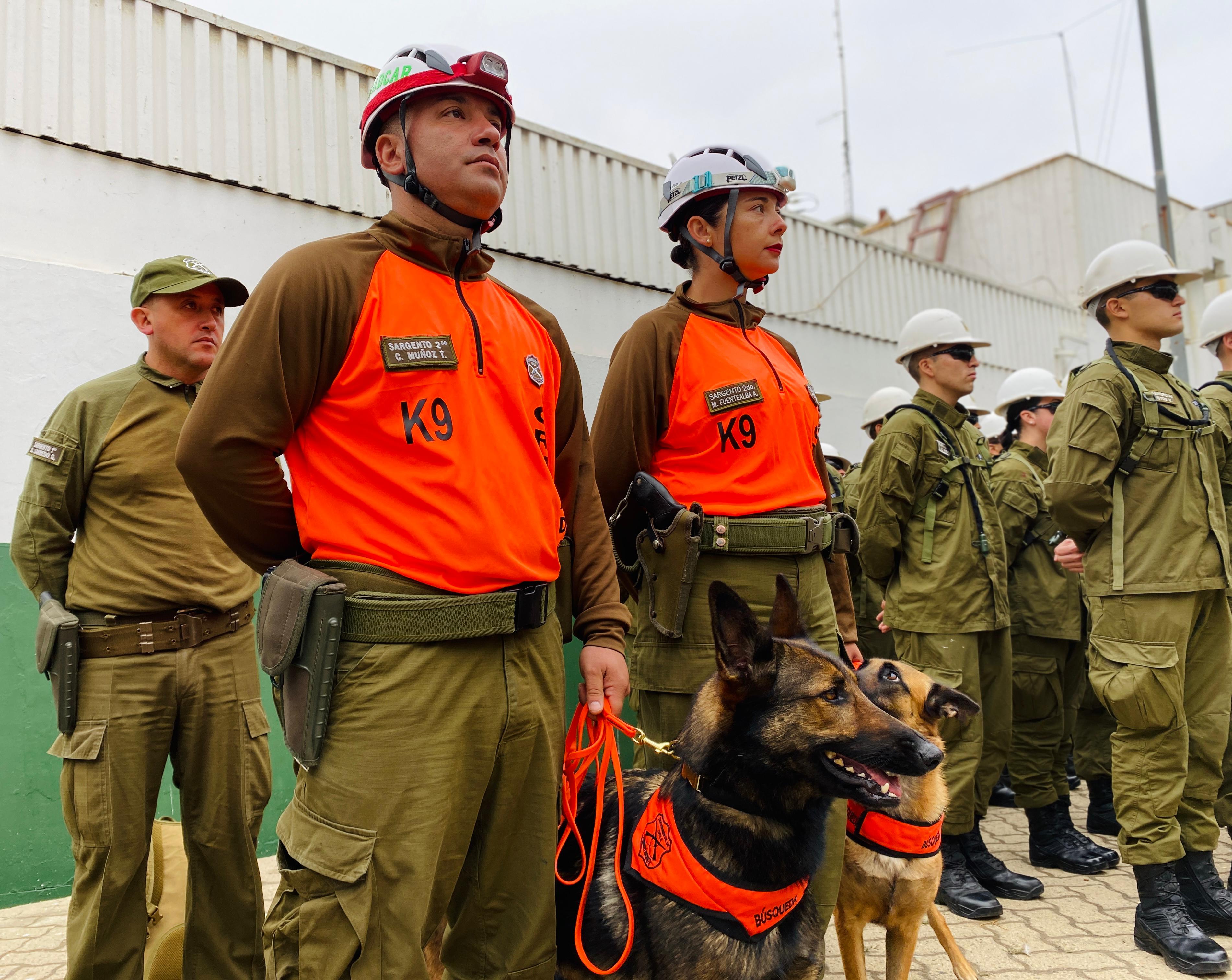 Carabineros en incendios de Valparaíso.