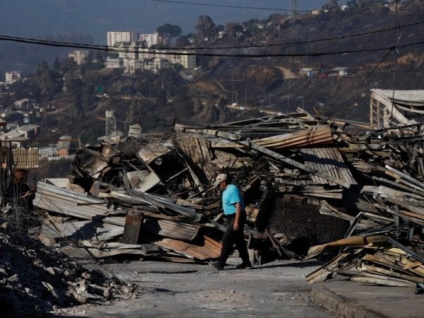 Fondo Nacional de la Reconstrucción por incendios Valparaíso.