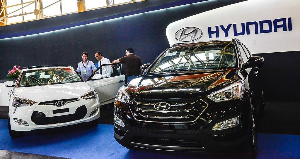 automóviles surcoeranos en la feria de La Habana (FIHAV)