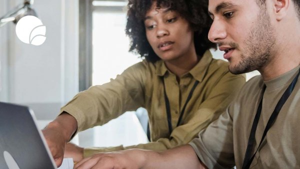 Trabajos creados por la IA, Chile, 2024.