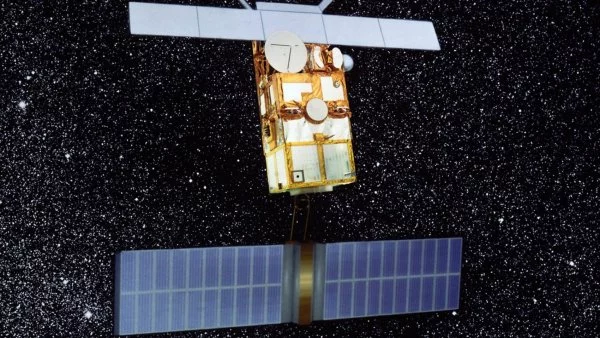 Satélite ERS-2 caerá en la Tierra