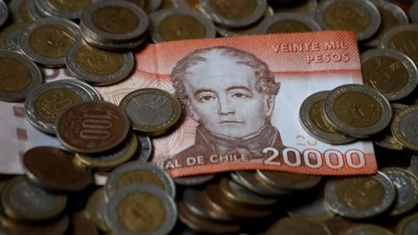 Economía chilena. Billetes y monedas.