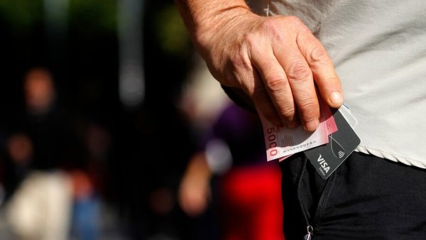 Experto por Imacec positivo en enero: “Miramos con cautela las cifras”