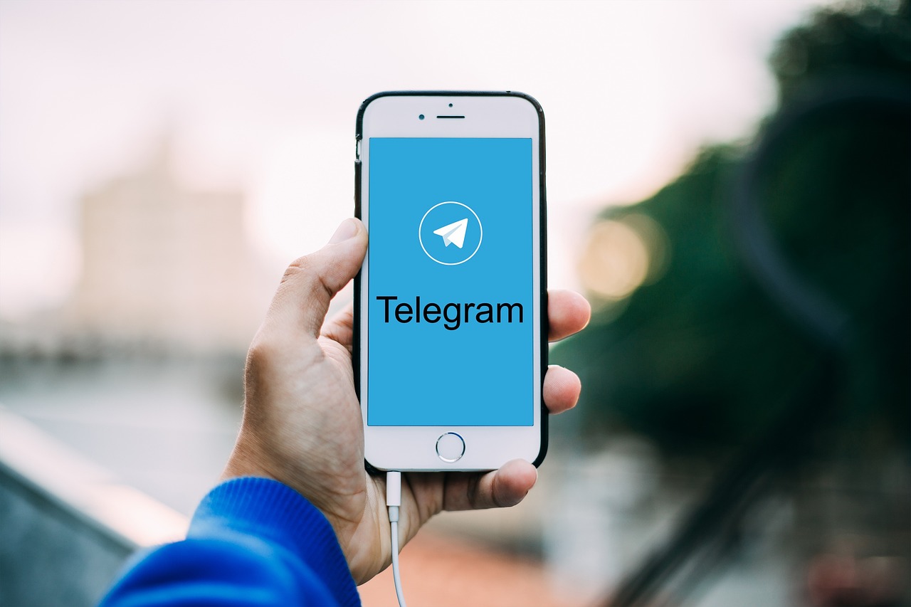 Telefono con Telegram