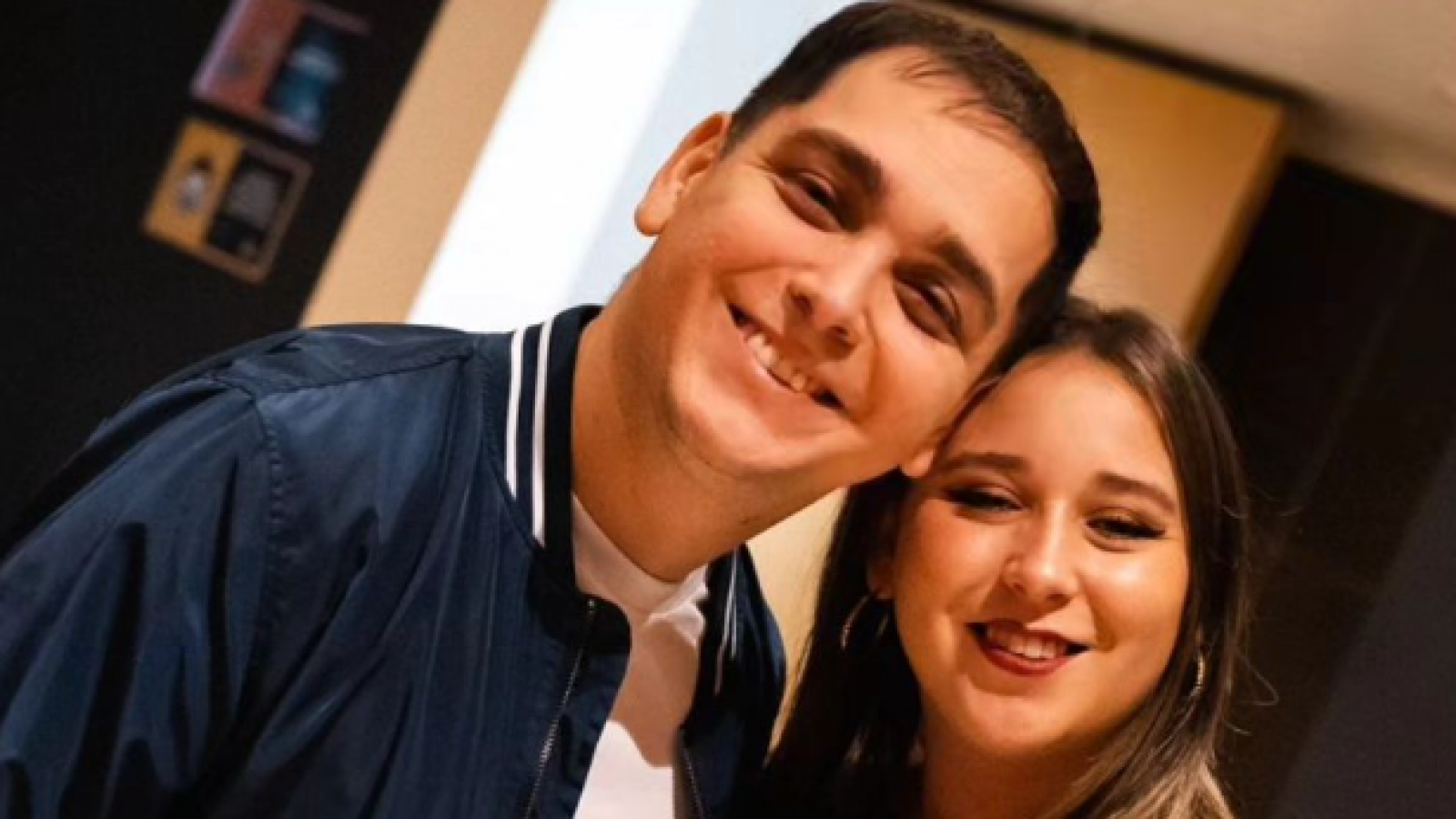 Arsmate de pareja de Lucho Miranda